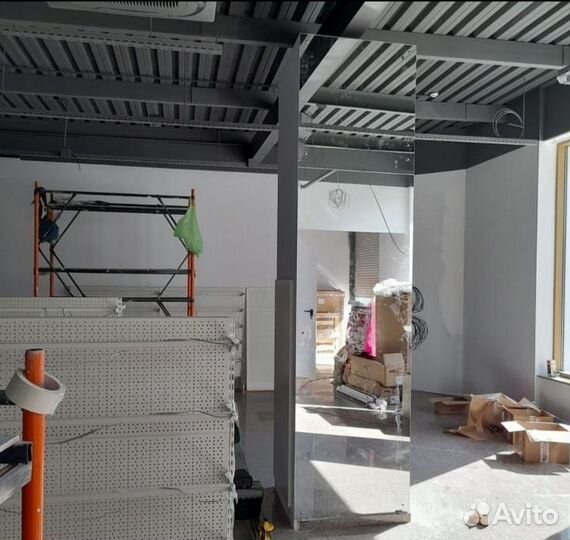 Зеркало для танцевального зала