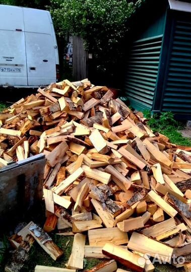 Дрова рядом