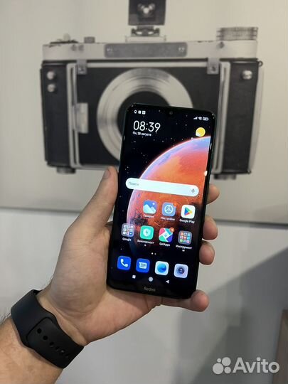 Xiaomi Redmi 8, 4/64 ГБ