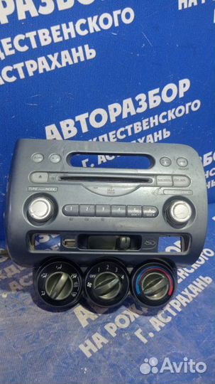 Блок управления печкой Honda Fit хэтчбек L13A 2003