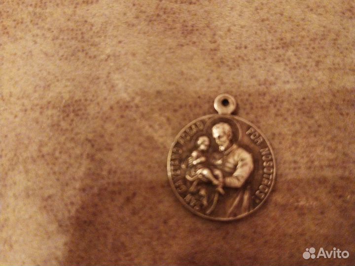 Медальон- кулон
