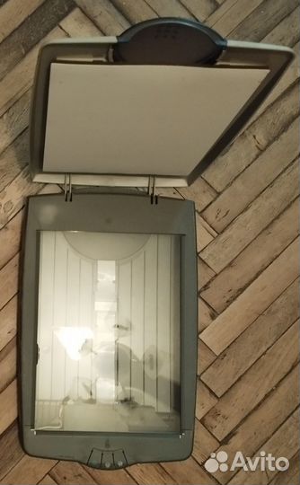 Сканер Epson Perfection 660