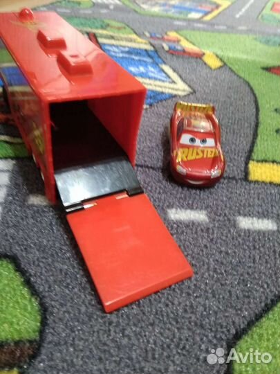 Грузовик Мак и Маквин