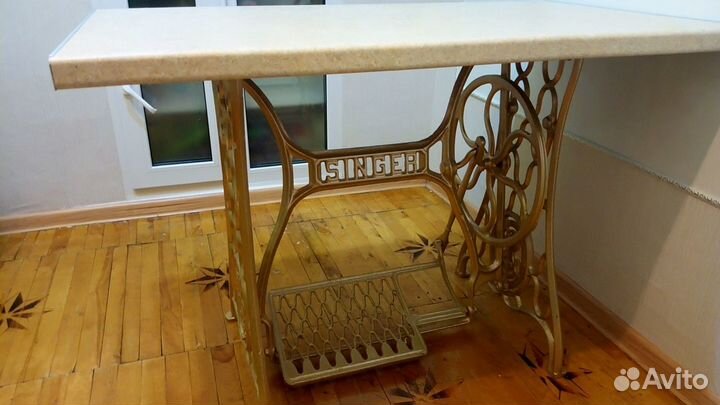 Стол обеденный на станине singer