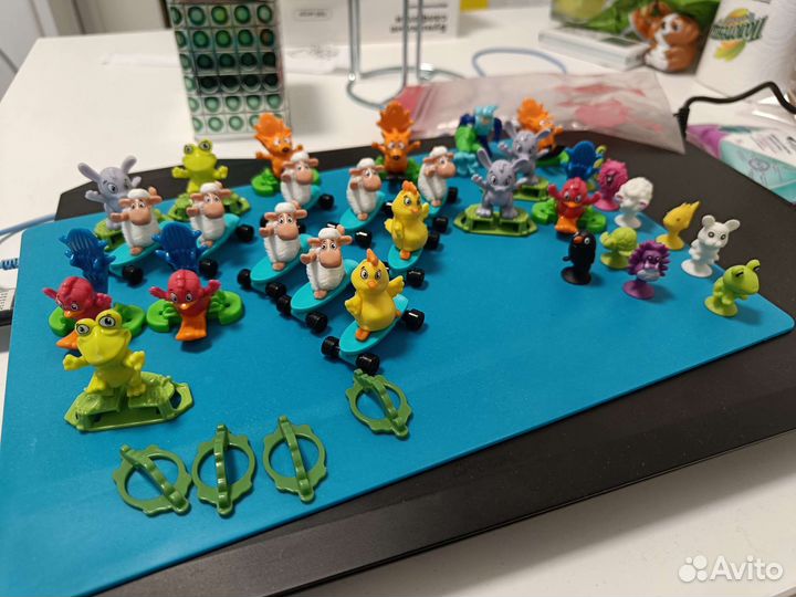 Игрушки kinder surprise