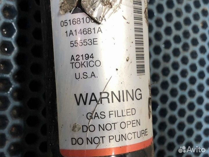 Стойка передняя Jeep Grand Cherokee