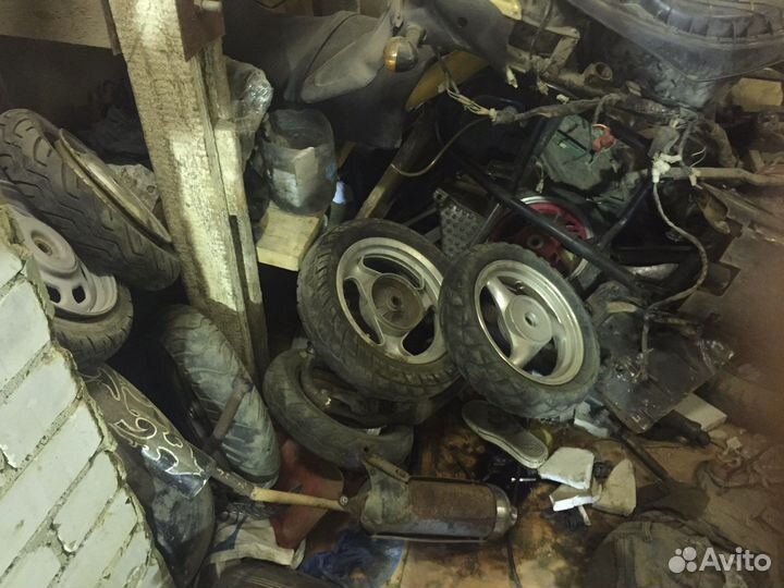 Запчасти на Скутера