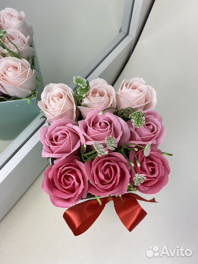 Розы к 8 марта