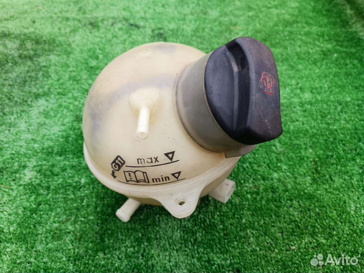 Расширительный бачок Volkswagen Sharan