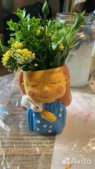 Кашпо декоративное из гипса