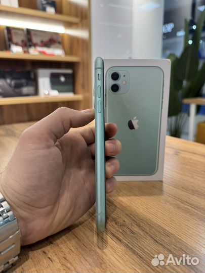 iPhone 11, 128 ГБ