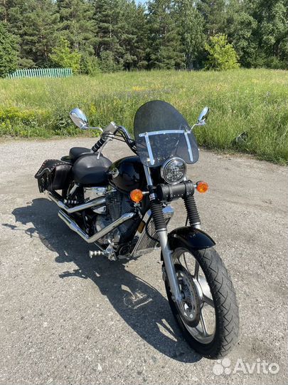 Продам отличный мотоцикл Honda Shadow VT1100c