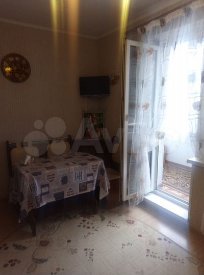 2-к. квартира, 75 м², 1/10 эт.