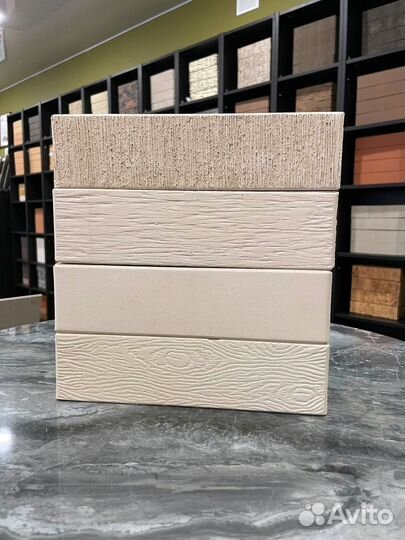 Кирпич лицевой белый рустик Железногорский