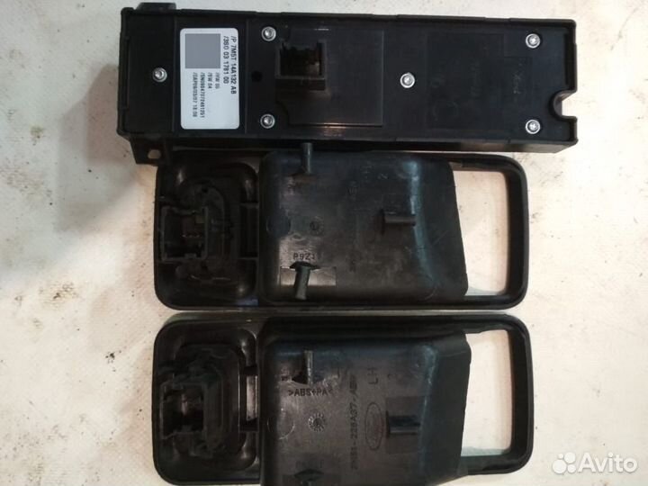 Блок управления стеклоподьемниками Ford Focus 2