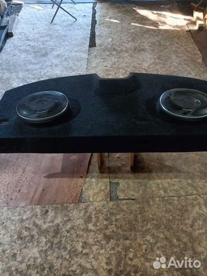 Задняя полка Рено Логан с колонками