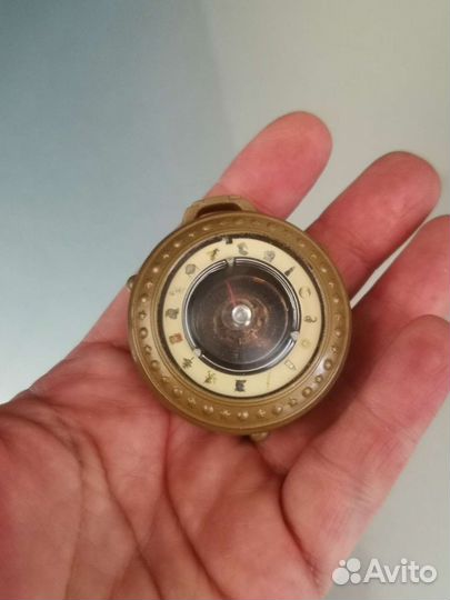 Игрушка коллекционная Макдональдс хеппи мил Компас