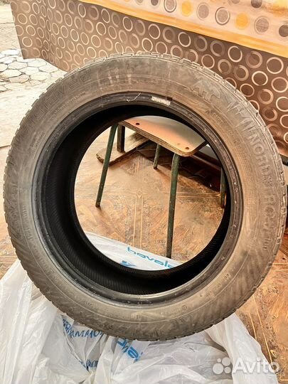 Gislaved NordFrost 100 215/55 R17 98T