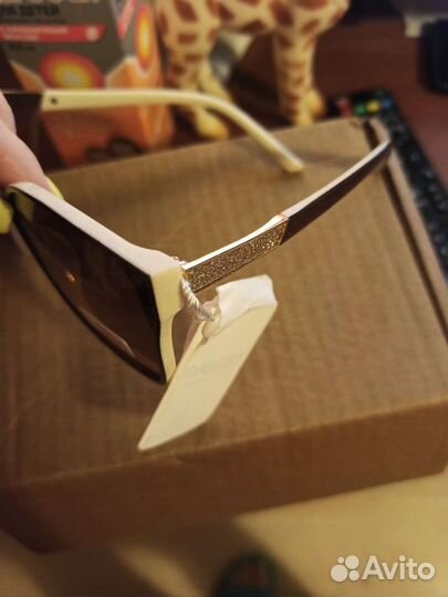 Солнцезащитные очки женские оригинал