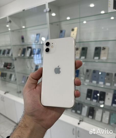 iPhone 11, 128 ГБ