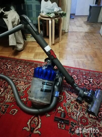 Пылесос Dyson DC32