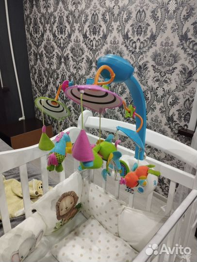 Мобиль на кроватку tiny love