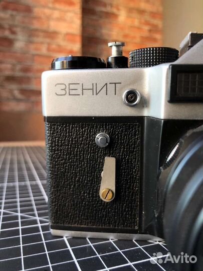 Плёночный фотоаппарат Зенит ET