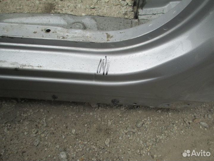 Четверть передняя правая Renault Koleos (HY) 2008