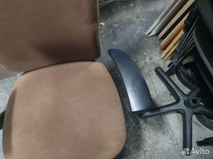 Компьютерное кресло