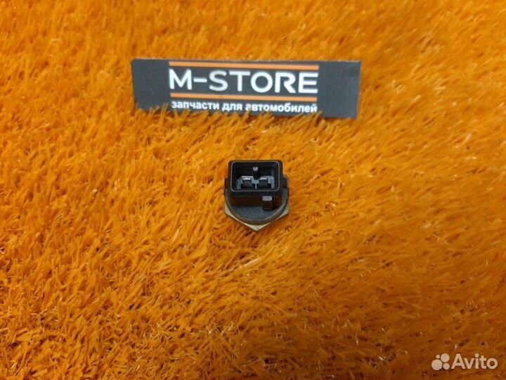 Датчик температуры охлаждающей жидкости Bmw