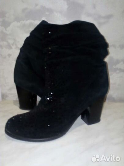 Полусапожки 39