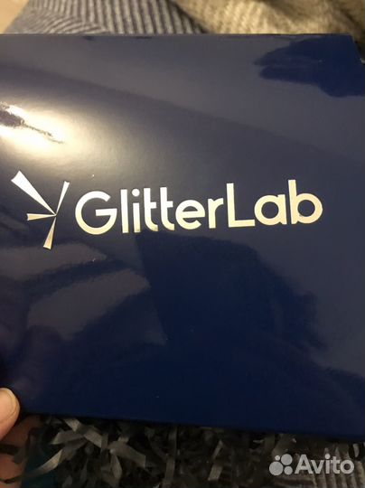 Шар елочный Glitter Lab с цветами ручная работа