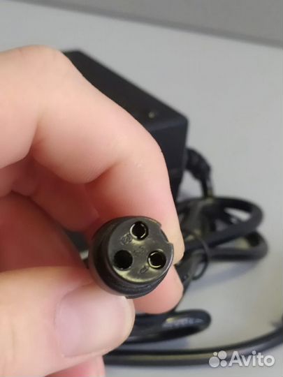 Зарядное устройство 48v -3A