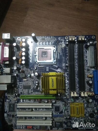 Материнская плата