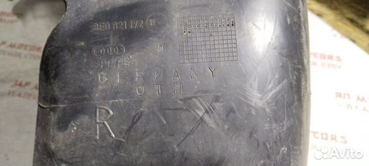 Подкрылок передний правый Audi A4 B6 универсал AMB