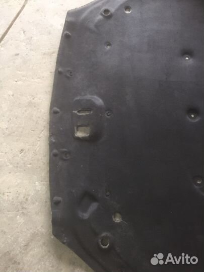 Утеплитель капота Ваз Приора