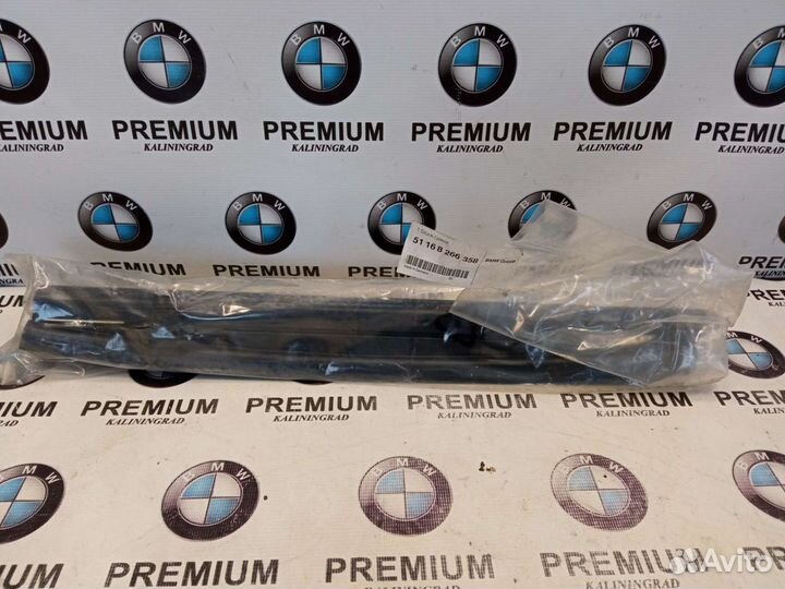 Солнецезащитная штора окна двери Правая задняя