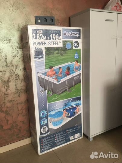 Каркасный бассейн bestway 282x196x84 см, новый