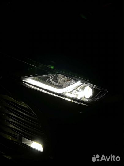 Фары на toyota camry v70