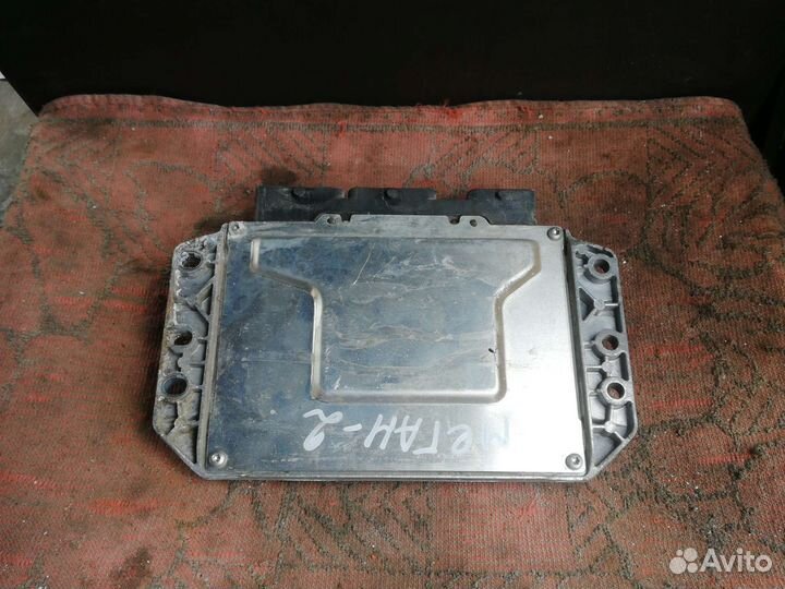 Блок управления двигателем Рено Меган 2