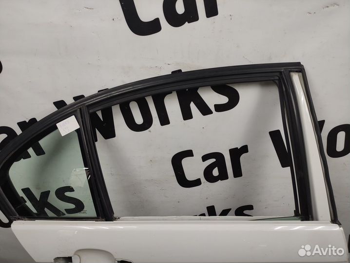 Задняя правая дверь BMW E46