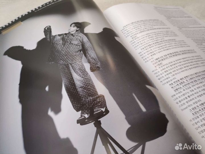 Журнал esquire с хосоком (j-hope) из BTS