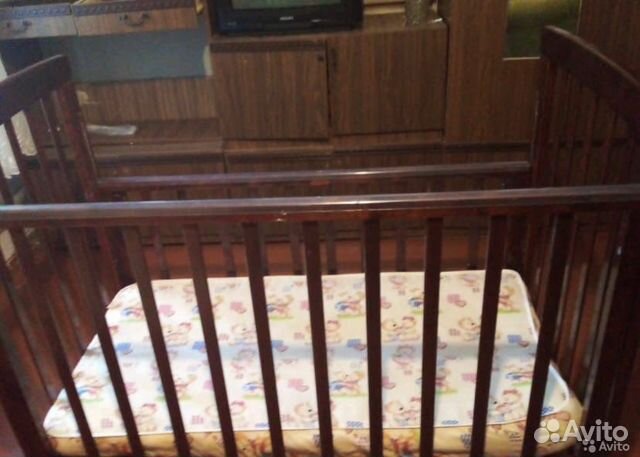 Детская кроватка