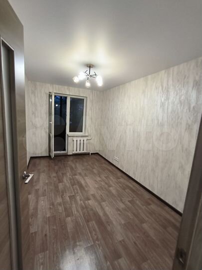 4-к. квартира, 80 м², 4/9 эт.