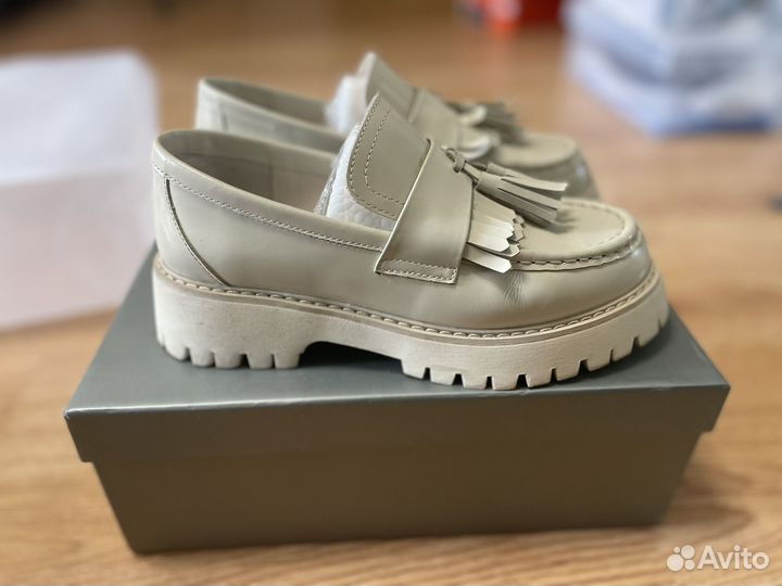 Лоферы женские Abricot