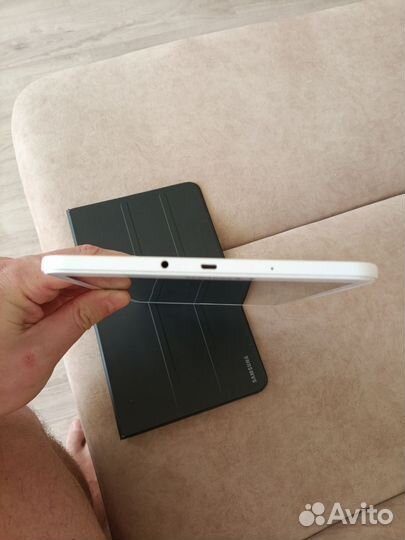 Планшет Samsung Galaxy Tab A 10.1 SM-T585