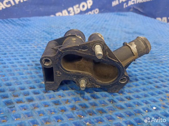 Корпус термостата Ford Focus 3 седан pnda 2011