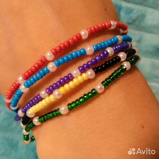 Набор браслетов из бисера 5 штук