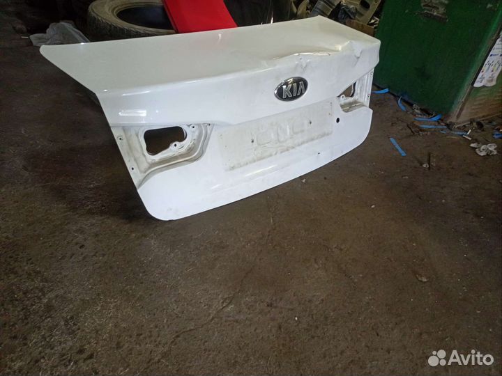 Кузов, крышка багажника Kia Rio 3 седан
