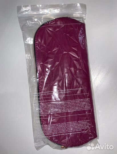 Косметички и перчатки Mary kay